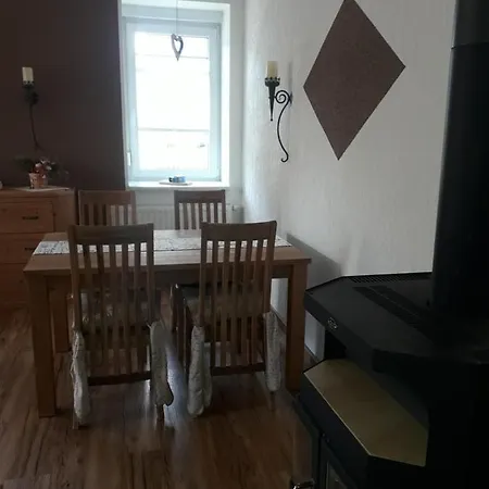 Zur Alten Schule Weckersdorf