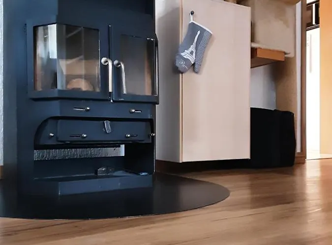 Zur Alten Schule * Weckersdorf